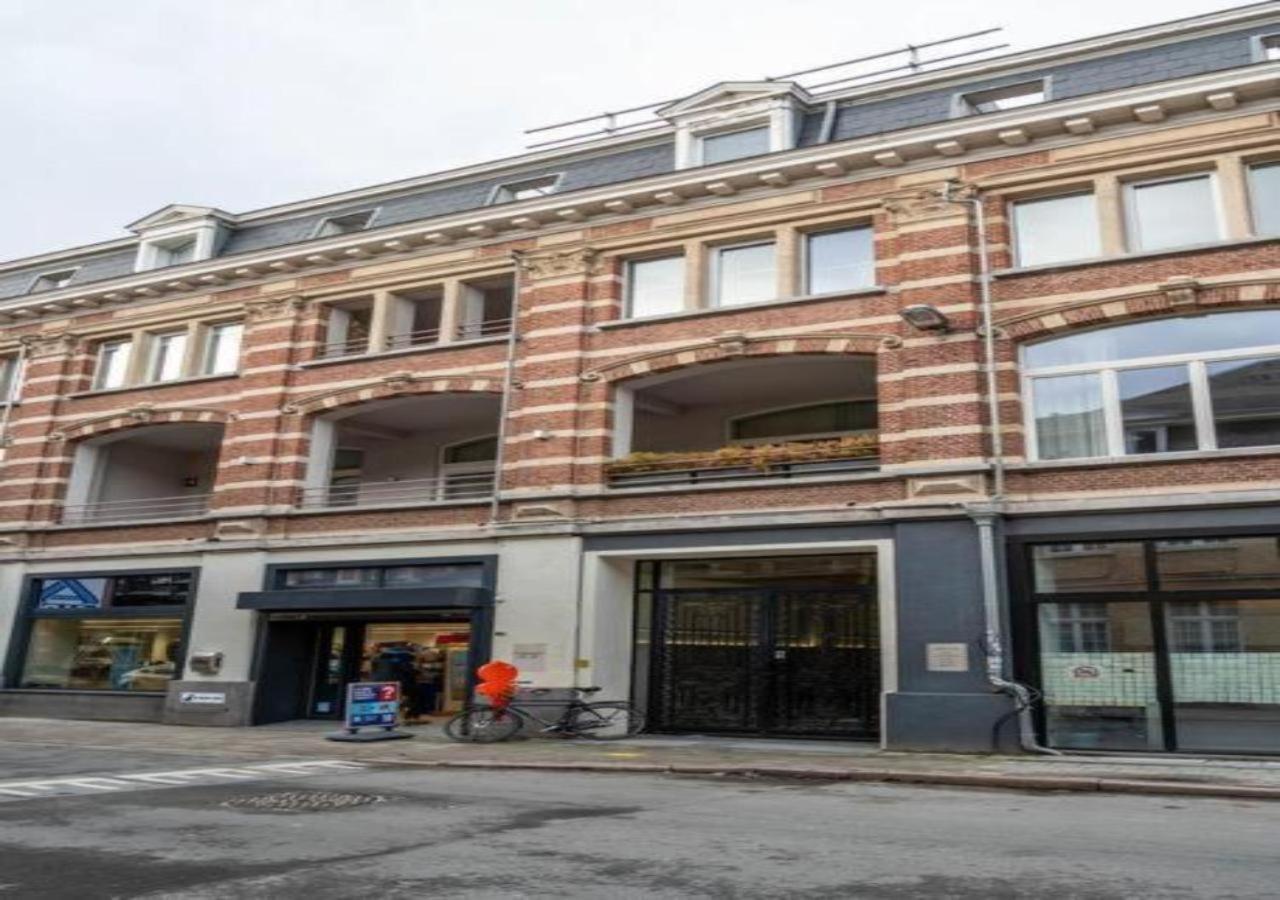 Urban Oasis With Free Parking Apartment *